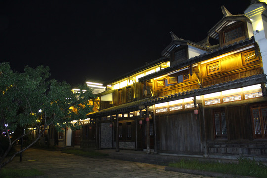 常德河街夜景