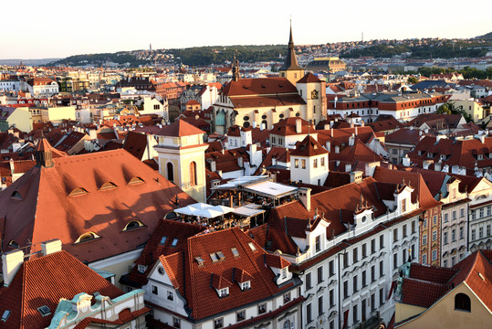 俯瞰捷克布拉格红房子