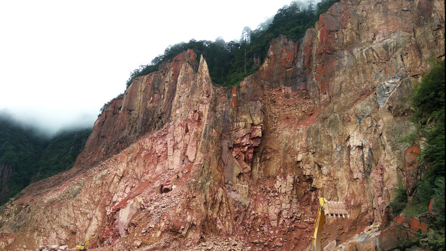 花岗石矿山