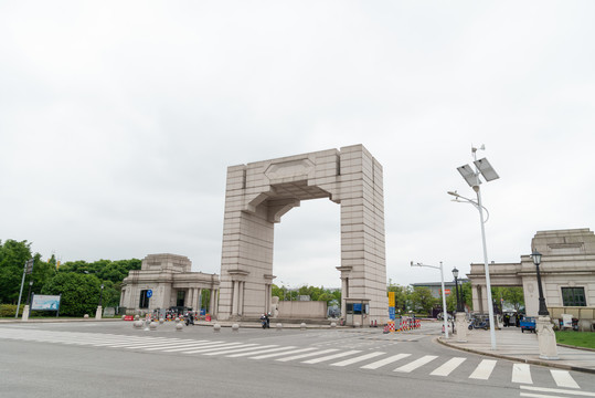 上海交通大学