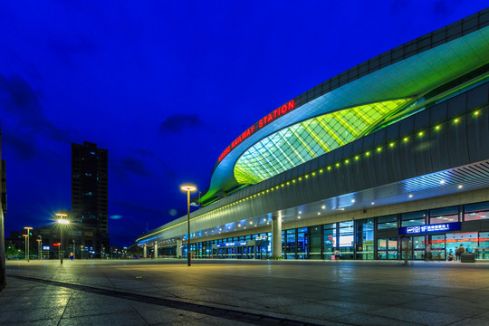 宁波火车站夜景