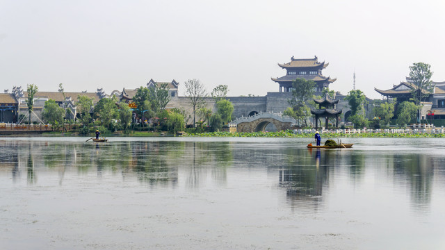 铜官窑古镇湖面风景