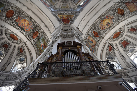 奥地利萨尔茨堡大教堂风琴