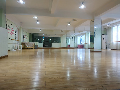 舞蹈训练室
