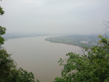 烟雨湘江河
