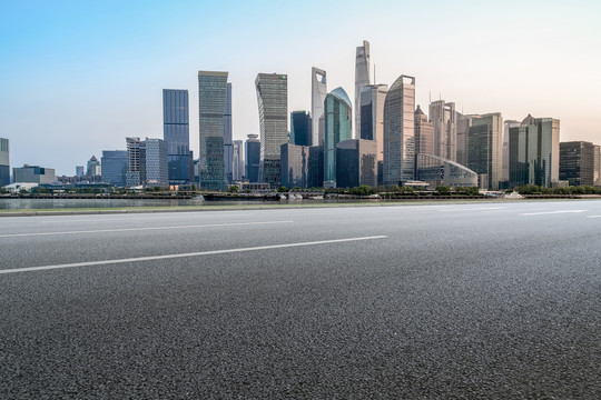 沥青路面和建筑景观