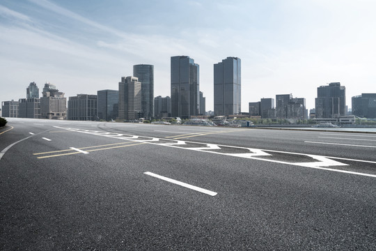道路交通和高楼大厦