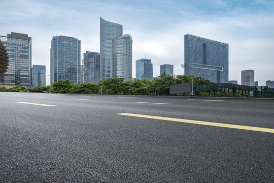 沥青路面和建筑景观