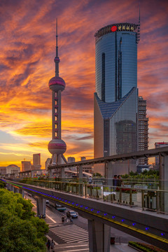 东方明珠日落晚霞