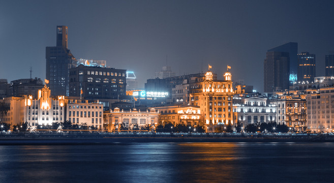 上海外滩建筑夜景
