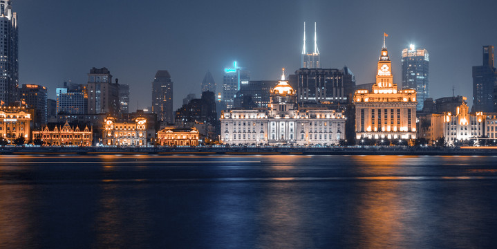 上海外滩建筑夜景