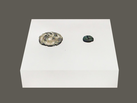 汉代龙币和贵霜铜币