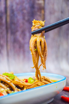麻辣鱿鱼