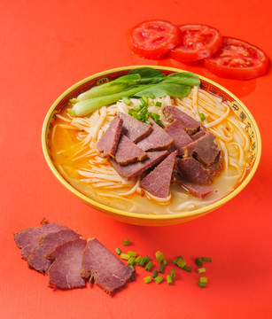 红烧牛肉面