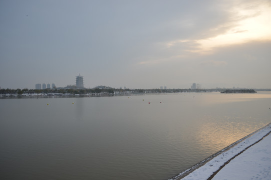 灞河雪景