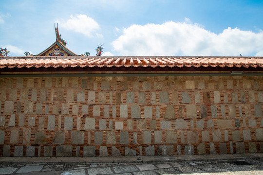 寺庙围墙