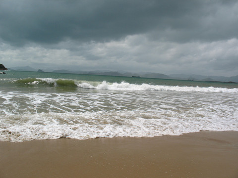 沙滩海浪