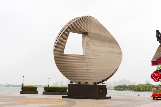 江苏苏州圆融雕塑