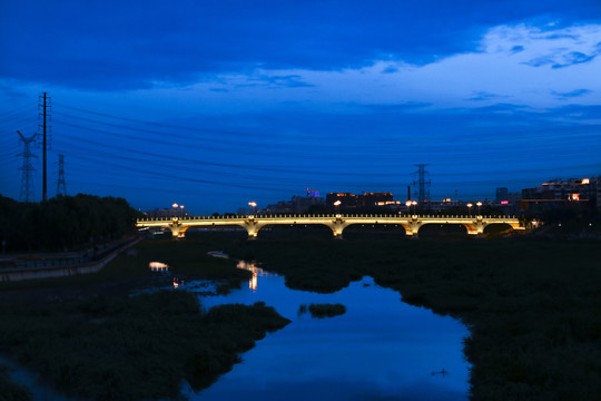 伊通河夜景