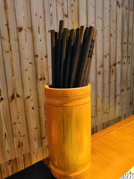 筷子竹筒