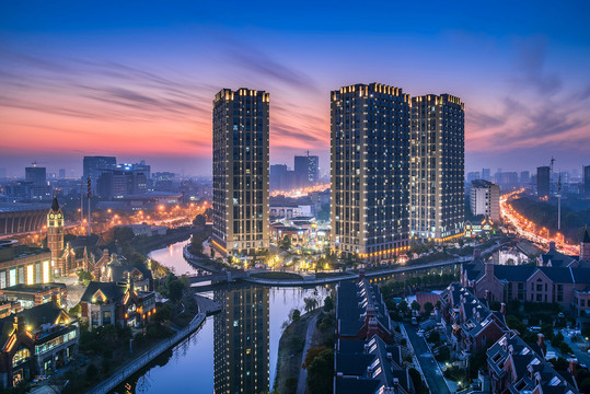 杭州宝龙广场夜景