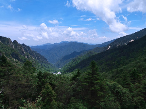 蓝天青山