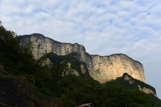 悬崖绝壁大峡谷
