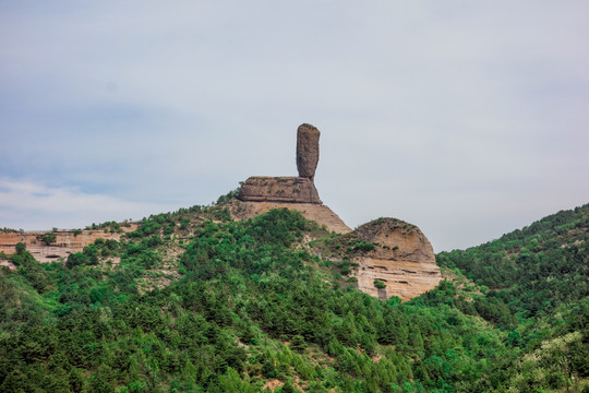 磬锤峰