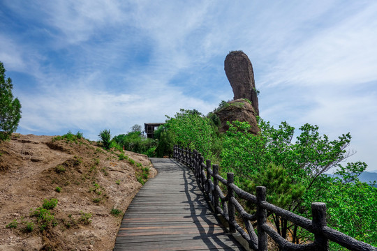 磬锤峰