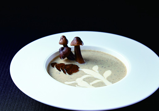 黑松露蘑菇奶油汤