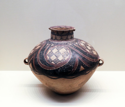 马家窑文化彩陶罐