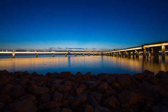 大桥夜景