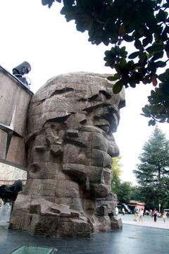 贵州红军山烈士陵园雕像