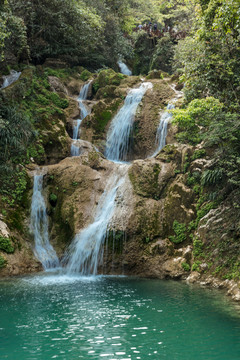 高山流水黄果树瀑布
