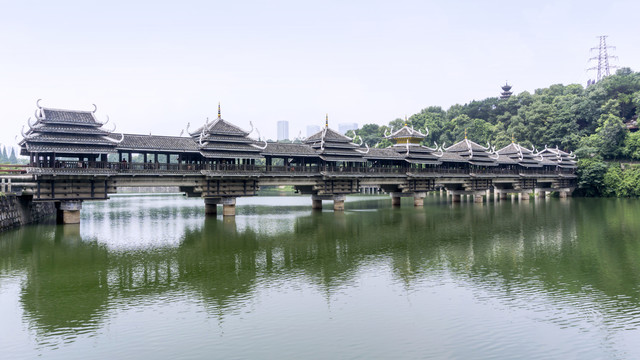 湖南烈士公园风雨桥