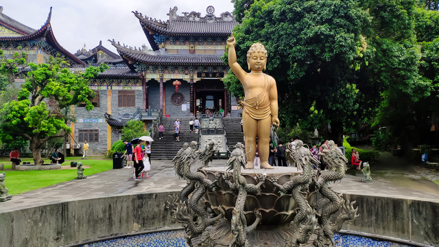 大鹏东山寺