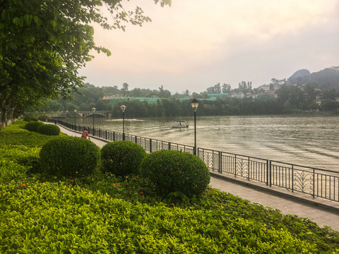 肇庆波海湖环湖绿道休闲道