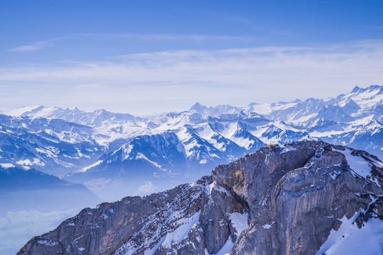 欧洲雪山