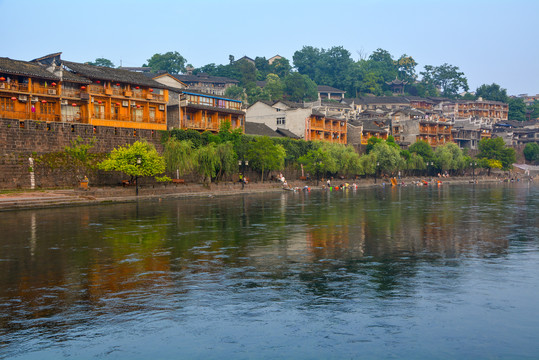 湖南湘西凤凰古城夏日风光