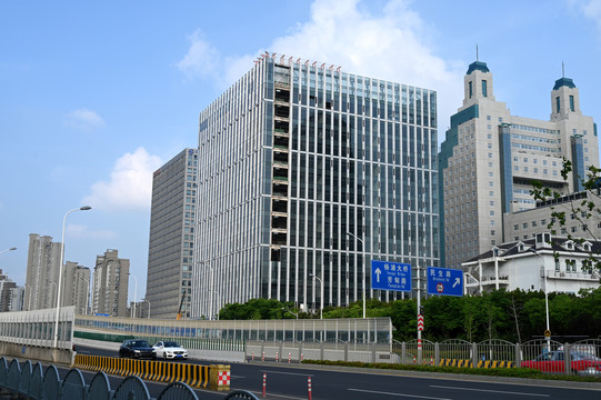 上海浦东杨高中路现代建筑群