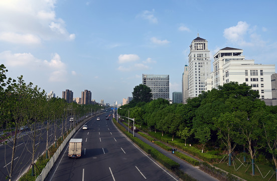 上海浦东杨高中路街景