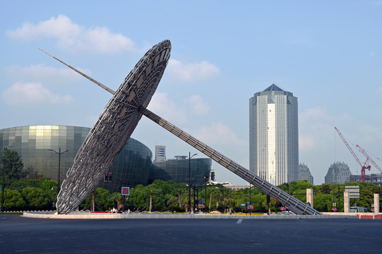 上海浦东世纪广场大型地标雕塑