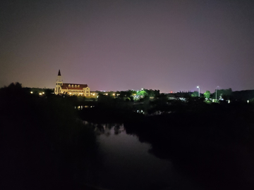 人工湖夜景