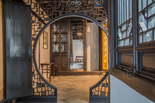 中式建筑古典圆门