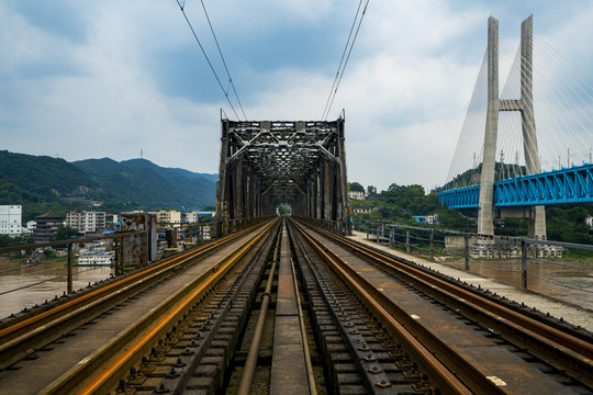 铁路长江大桥