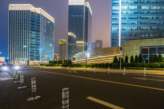 城市道路夜景