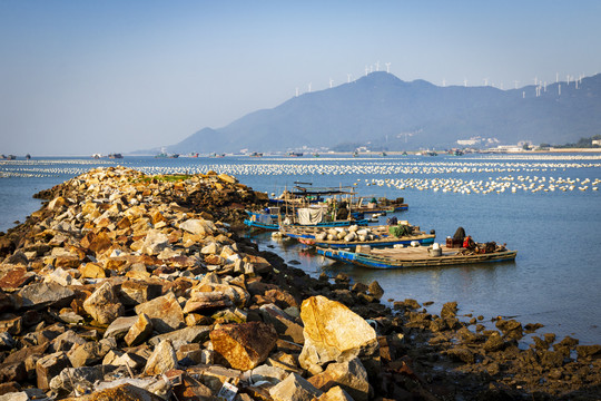 汕头南澳岛北侧碎石丁坝