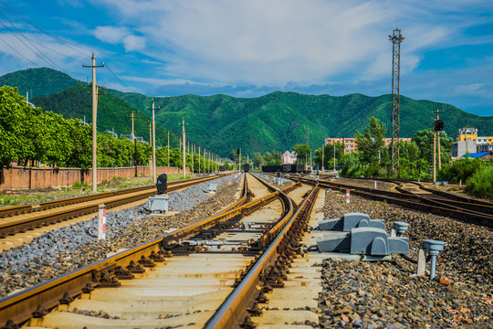 阡陌铁路