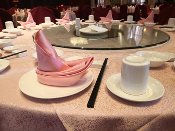 餐桌