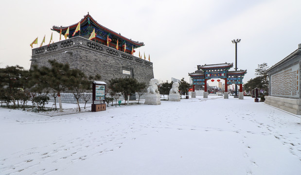 雪后崇文街